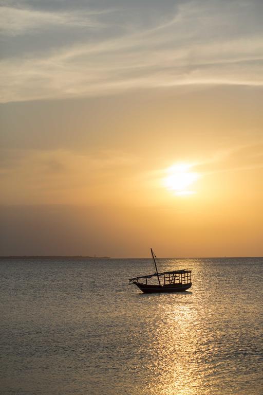 Gold Zanzibar Beach House & Spa Kendwa Exterior photo